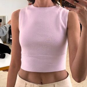 Elegant Sleeveless Top in Light Gray